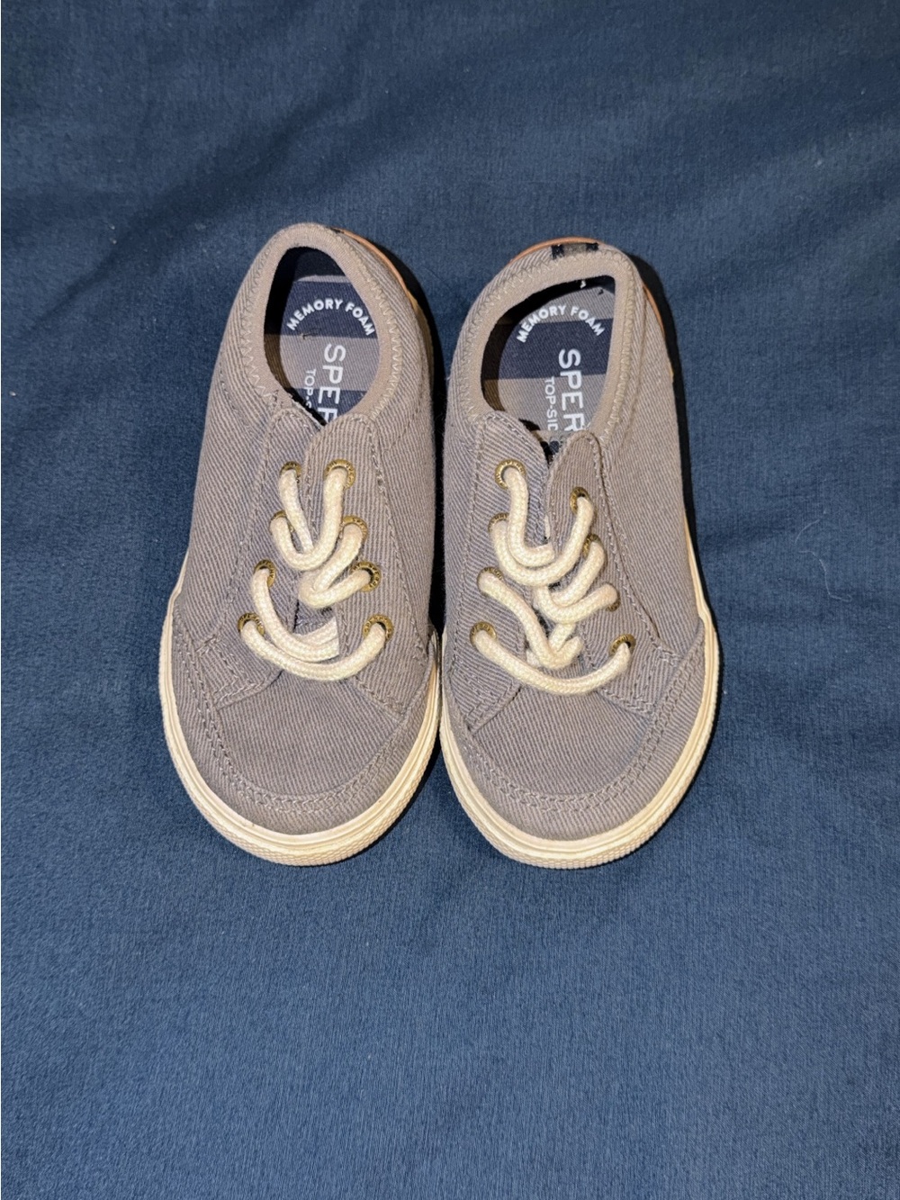 Sperry Kids Gray Canvas Lace-Up Sneakers with Cream Laces